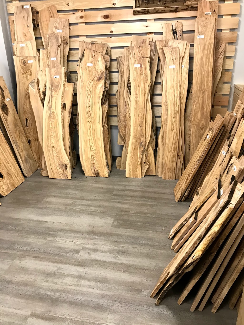 The Wood Shed | 2932 Thompson Rd, Smithville, ON L0R 2A0, Canada | Phone: (905) 957-3933