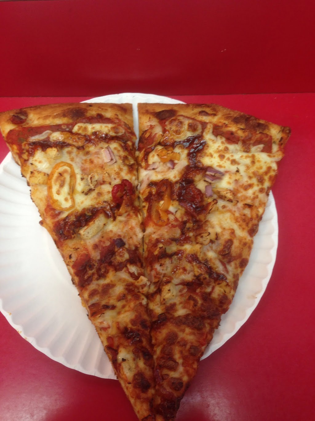 Campus Pizza | 160 University Ave W #2, Waterloo, ON N2L 3E9, Canada | Phone: (519) 747-9888