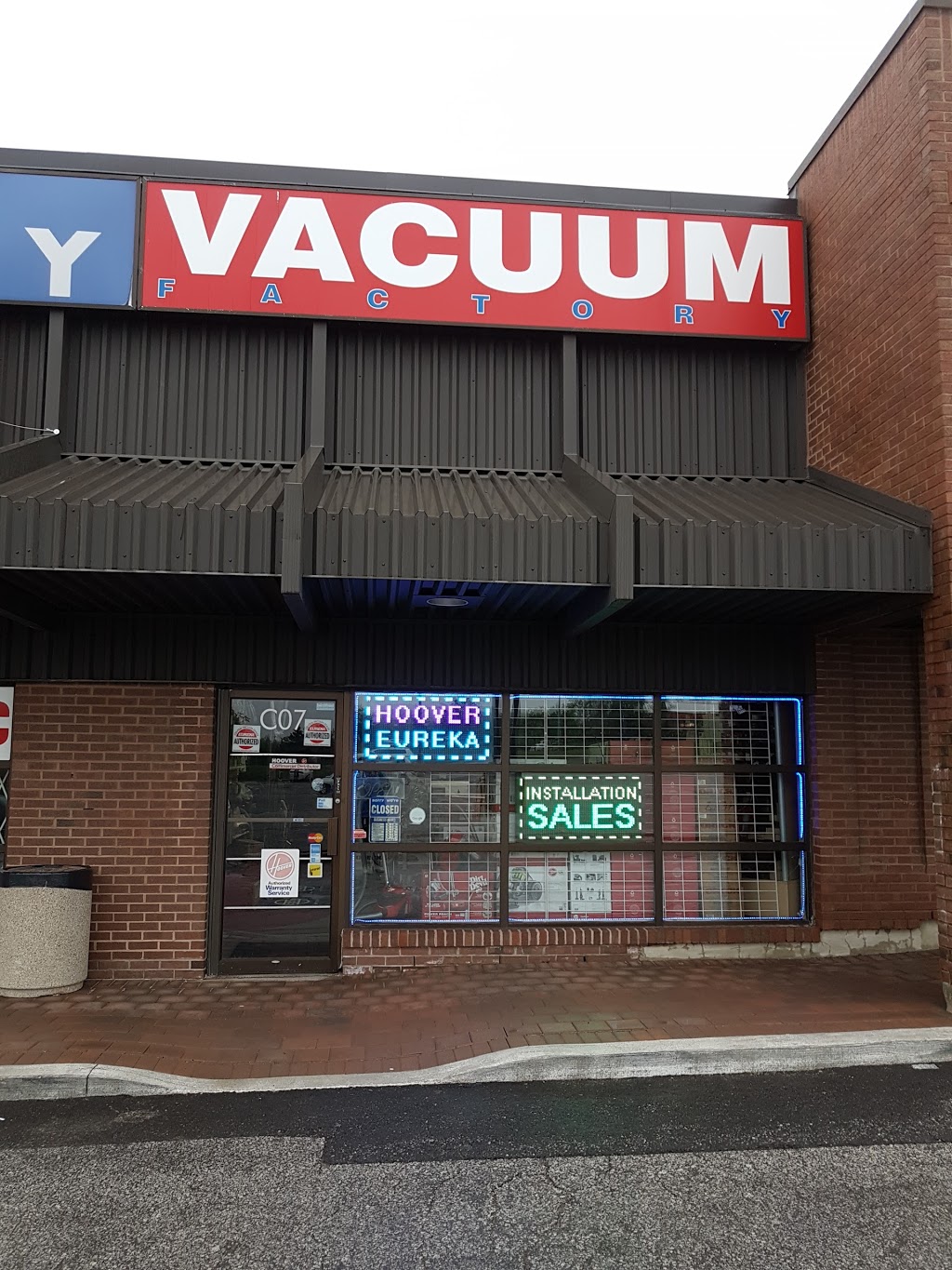 A Vacuum Factory Inc | 6435 Erin Mills Pkwy, Mississauga, ON L5N 4H4, Canada | Phone: (905) 812-2220