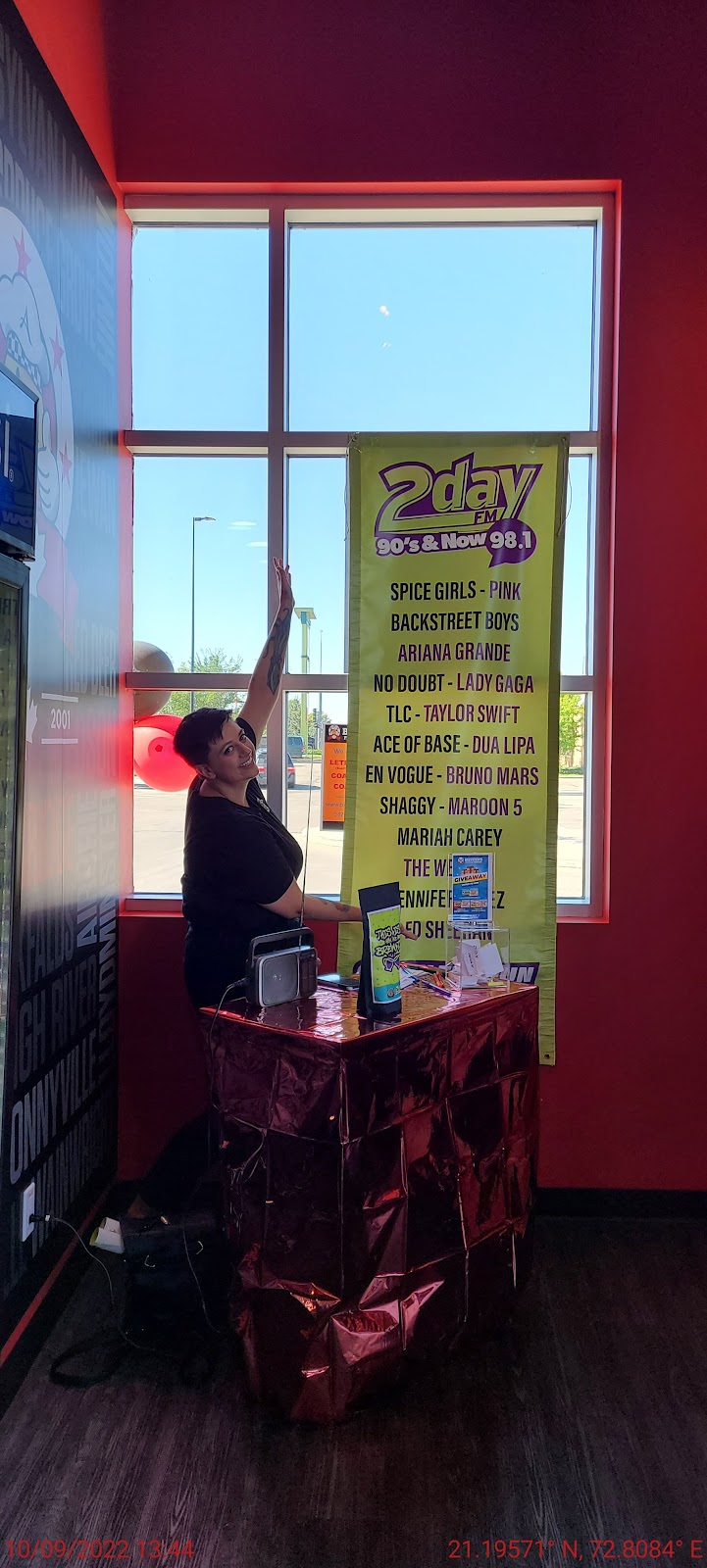 Busters Pizza & Donair | 3735 Mayor Magrath Dr S Unit 50, Lethbridge, AB T1K 8A8, Canada | Phone: (587) 800-5550