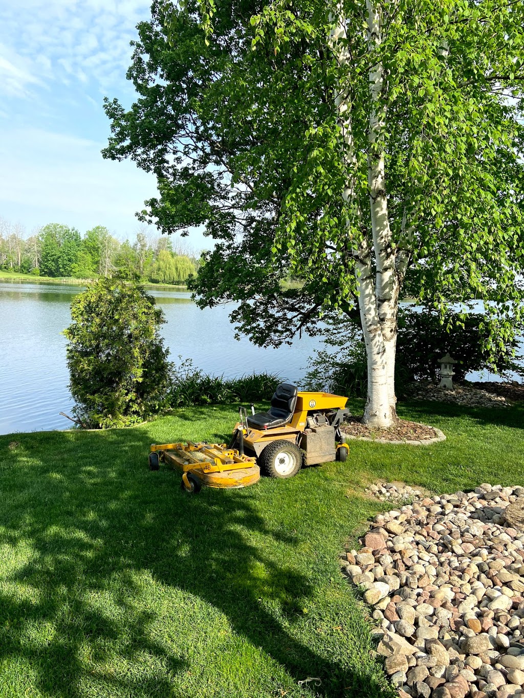 Greenlawn Experience | 7414 Dawn Tara Dr, Greely, ON K4P 1P4, Canada | Phone: (613) 884-3809