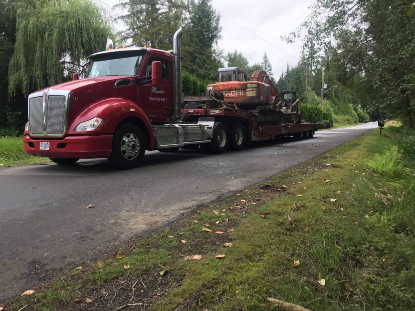 Mundies Towing New Westminster | 319 14th St, New Westminster, BC V3M 5T2, Canada | Phone: (604) 525-3535