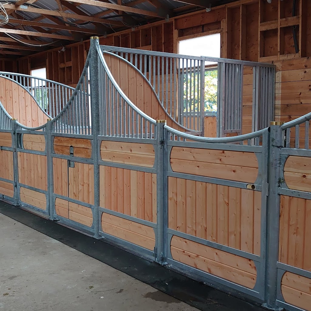 Stable Solutions | 5930 Pat Bay High, Saanich, BC V8Y 1T2, Canada | Phone: (250) 920-6326