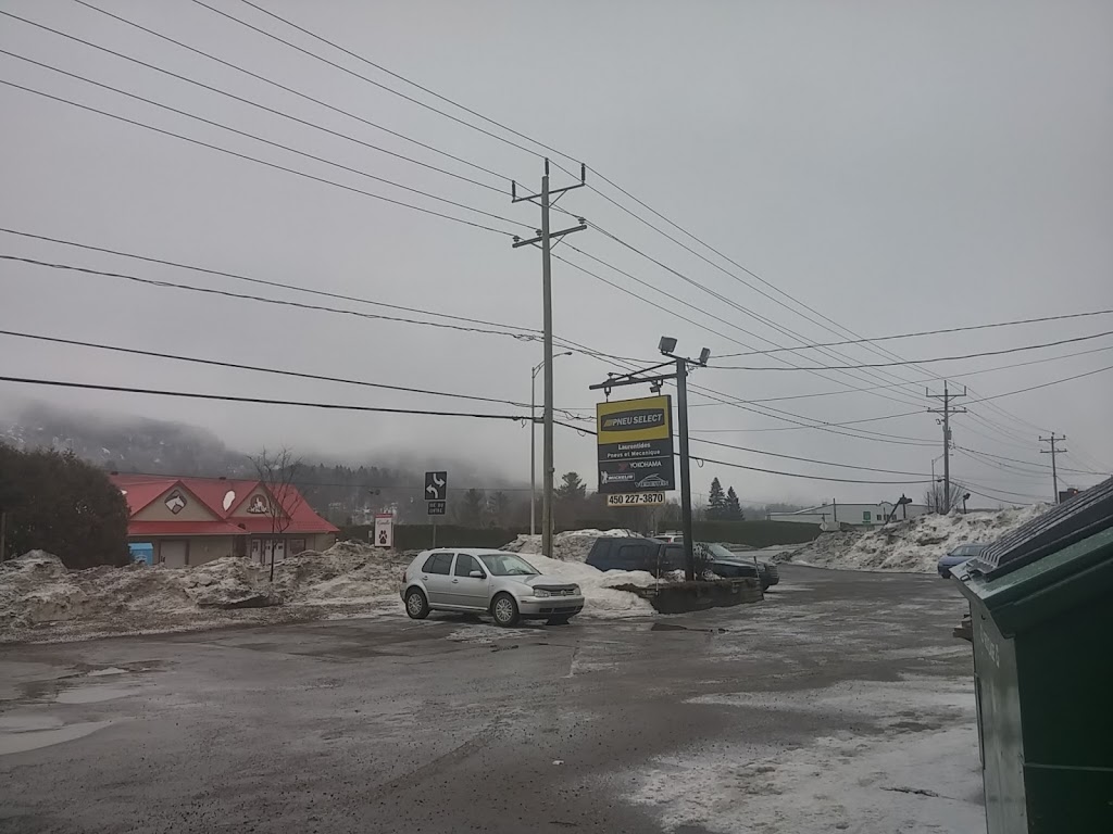 Laurentides Pneus et Mécanique - Pneu Select | 684 Boulevard des Laurentides, Piedmont, QC J0R 1K0, Canada | Phone: (450) 227-3870