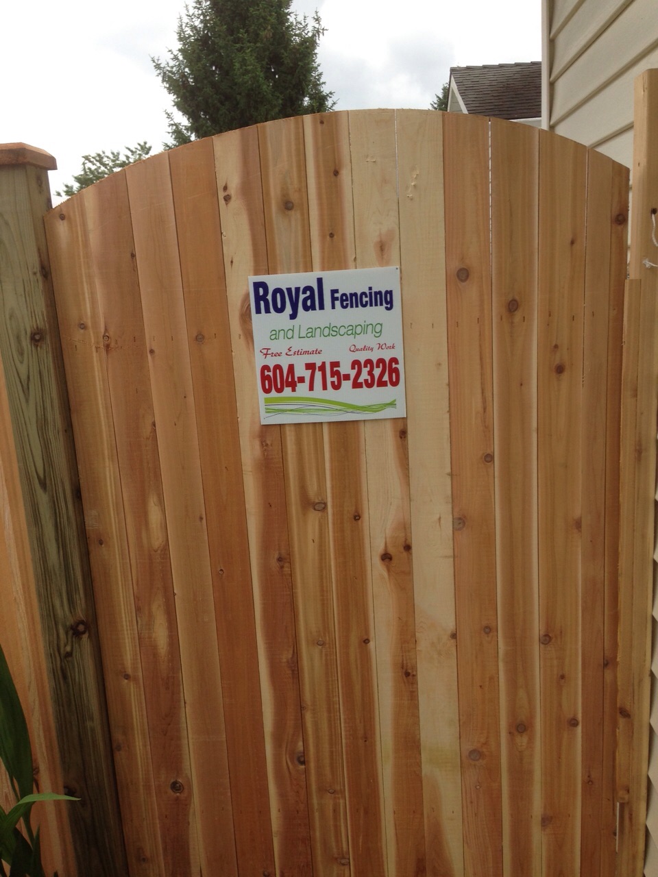 Royal Fencing & Landscaping | Canada, 7630 148 St, Surrey, BC V3S 6P5, Canada | Phone: (604) 715-2326