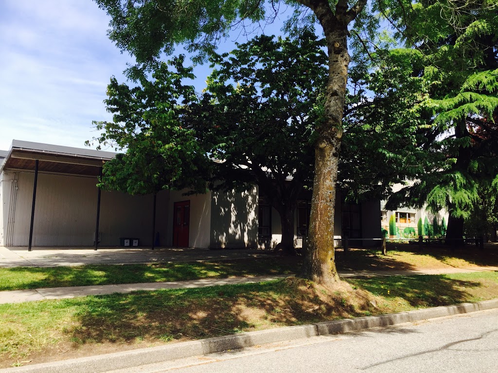 Dr. R. E. McKechnie Elementary | 7455 Maple St, Vancouver, BC V6P 5P8, Canada | Phone: (604) 713-4952