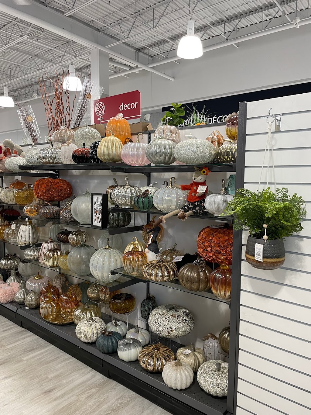 HomeSense | 1250 Wellington Rd, London, ON N6E 1M3, Canada | Phone: (519) 686-6003