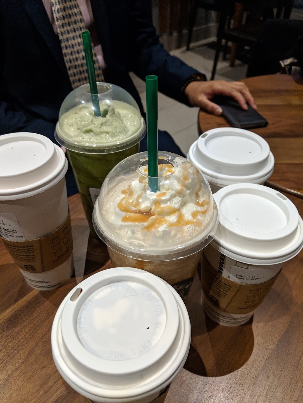 Starbucks | 3497 Fairview St, Burlington, ON L7N 2R4, Canada | Phone: (289) 962-3725