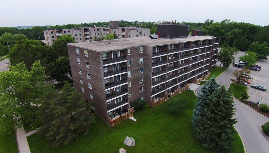Royal Towne Apartments | 87 Westwood Rd, Guelph, ON N1H 6Y8, Canada | Phone: (519) 836-8920