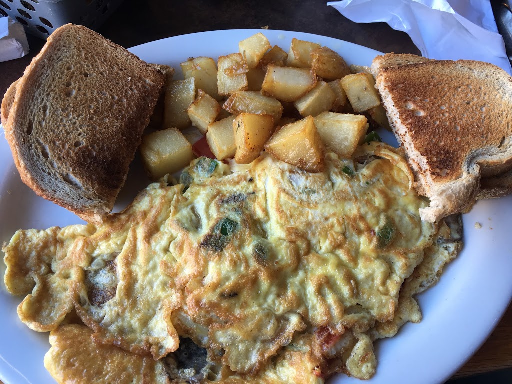 Gateway Family Restaurant | 327 Victoria St N, Tweed, ON K0K 3J0, Canada | Phone: (613) 478-2530