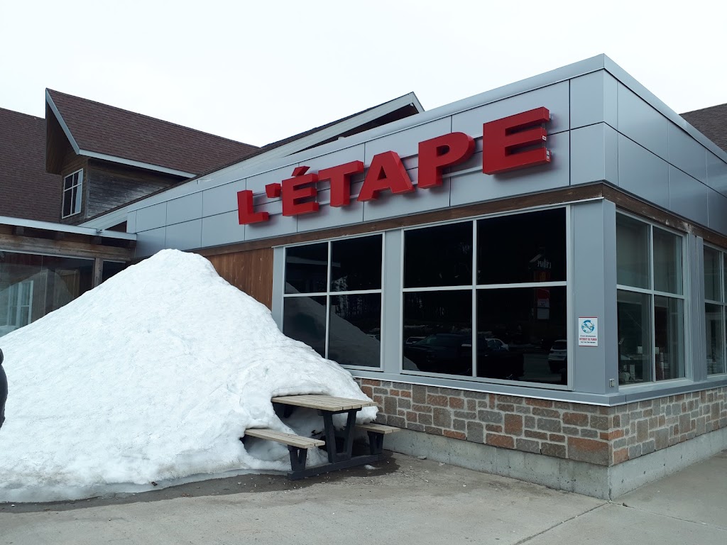 LÉtape Rest Stop | 10001 QC-175, Stoneham-et-Tewkesbury, QC G0A 4P0, Canada | Phone: (418) 846-1080
