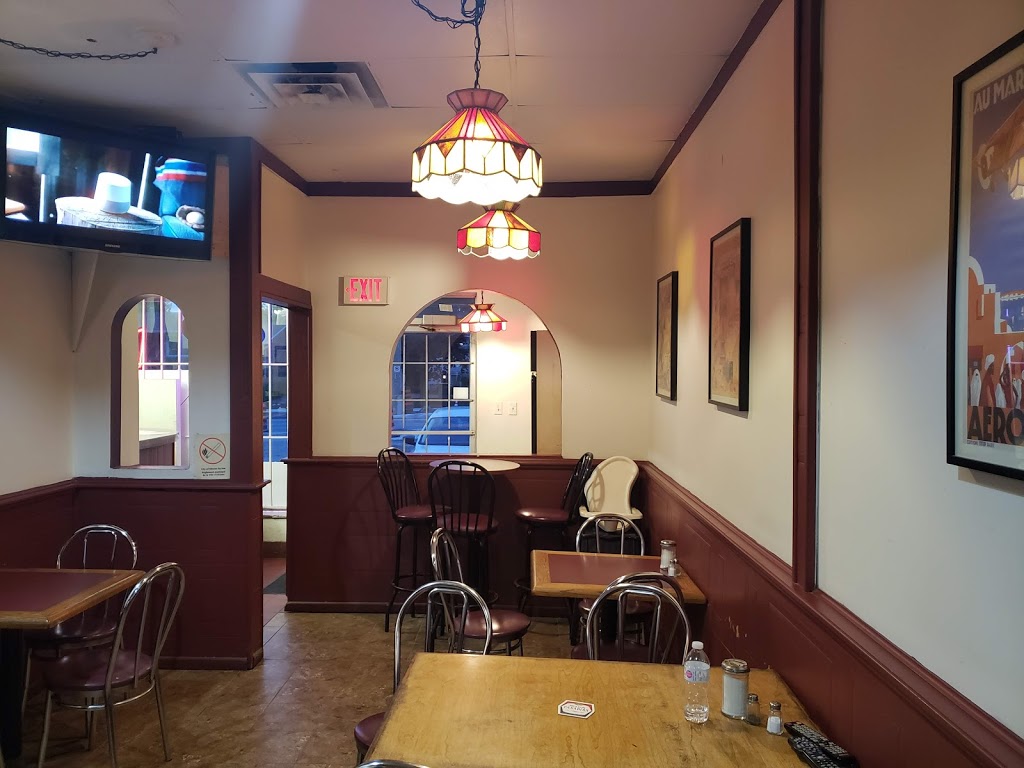 Hogs Back Restaurant | 888 Dynes Rd, Ottawa, ON K2C 0G8, Canada | Phone: (613) 727-3646