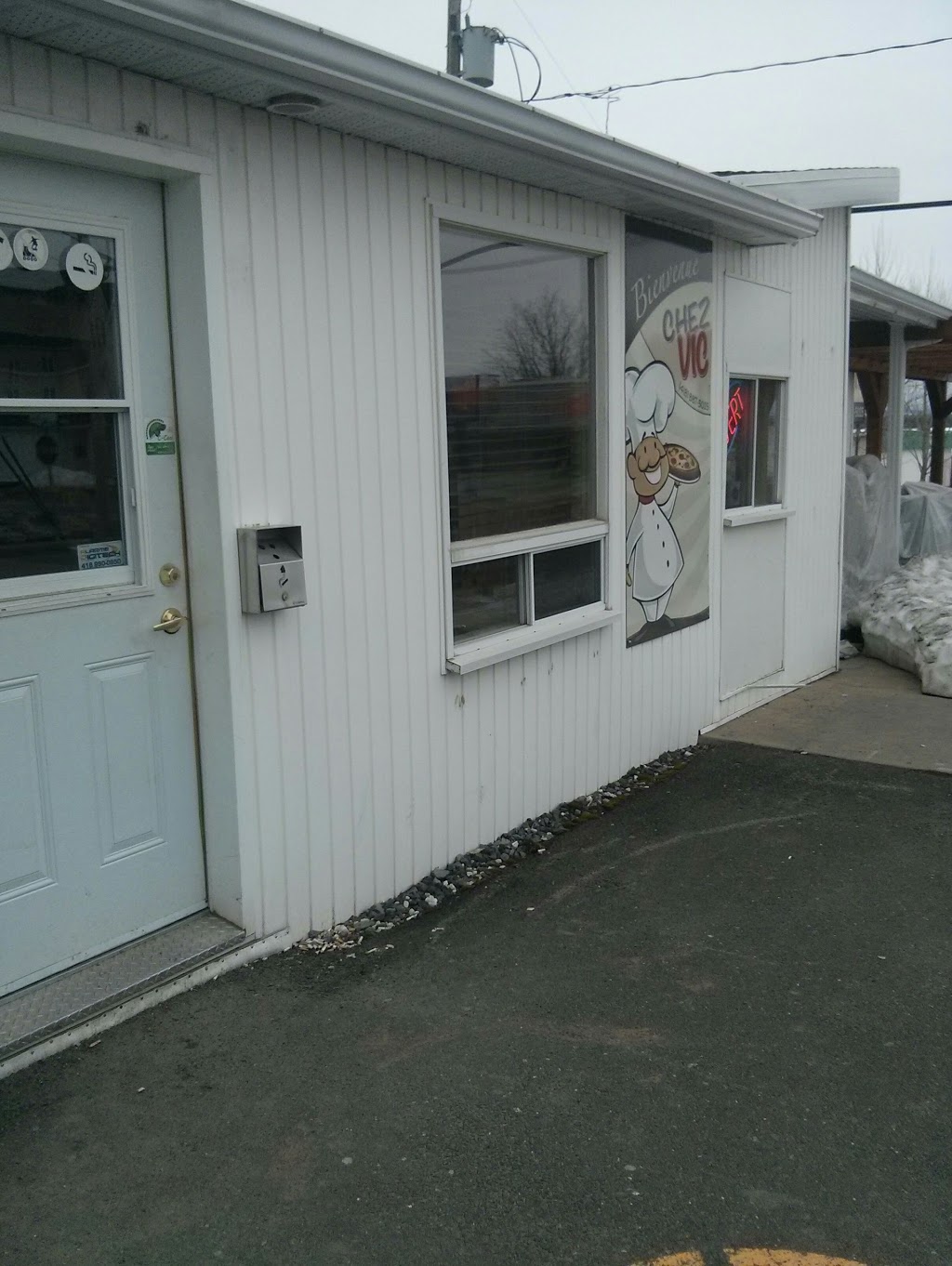 Casse-Croute Chez Vic | 2775 Avenue Royale, Saint-Charles-de-Bellechasse, QC G0R 2T0, Canada | Phone: (418) 887-5025
