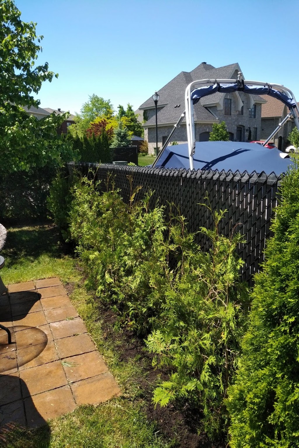 Les Haies Samplait | 18 Rang Saint-André, Saint-Mathieu, QC J0L 2H0, Canada | Phone: (514) 531-3093
