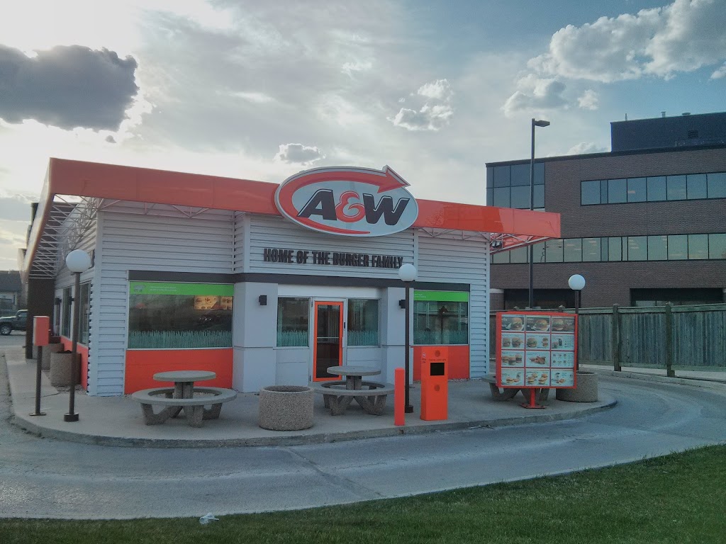 A&W Canada | 867 Waverley St, Winnipeg, MB R3T 5P4, Canada | Phone: (204) 487-0381