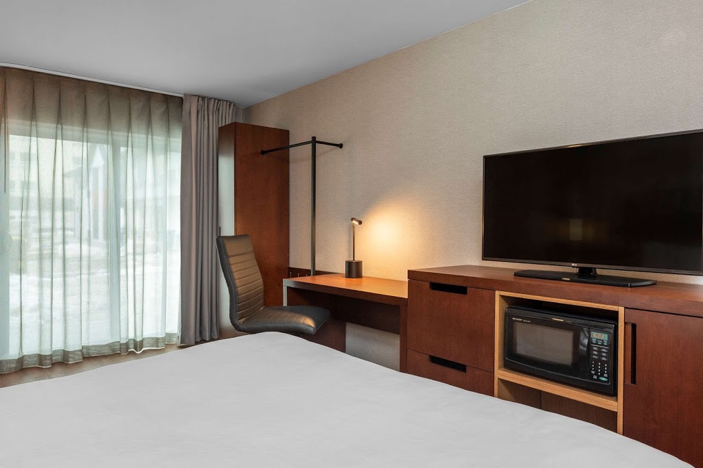 Comfort Inn | 190 Weber St N, Waterloo, ON N2J 3H4, Canada | Phone: (519) 747-9400