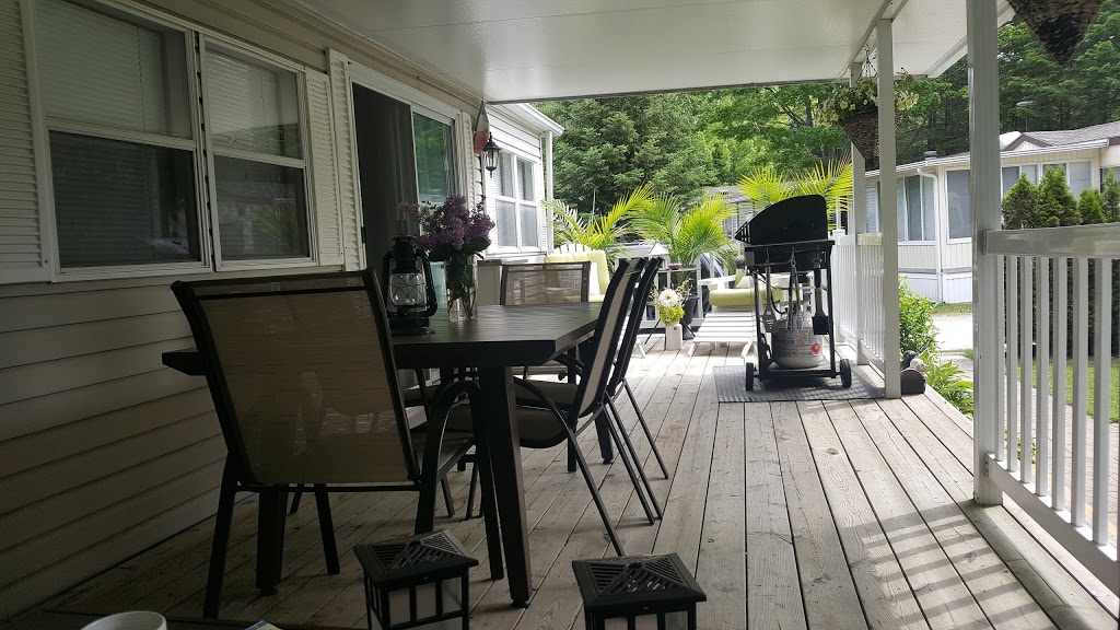 Lakes of Wasaga A Parkbridge Cottage & RV Resort 91 Theme Park Dr, Wasaga Beach, ON L9Z 1X7