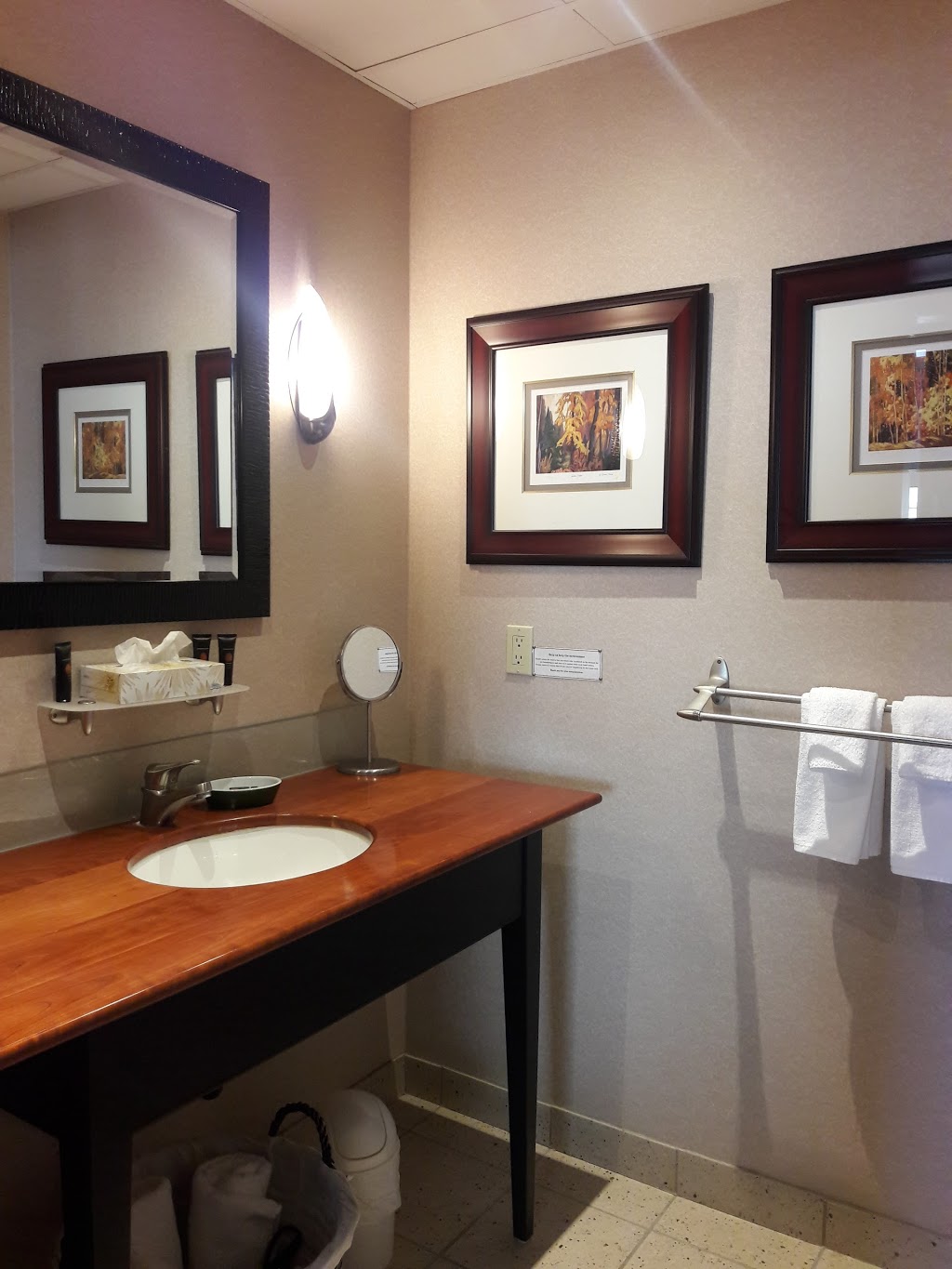 Mercer Hotel | 104 Ontario St, Stratford, ON N5A 3H2, Canada | Phone: (888) 816-4011