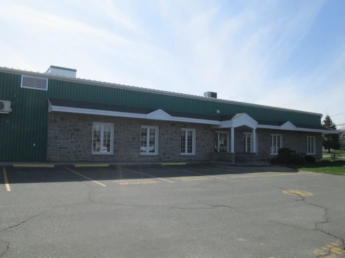 Couvoir Côté | 329 Rue Saint Georges, Ange-Gardien, QC J0E 1E0, Canada | Phone: (450) 293-3191