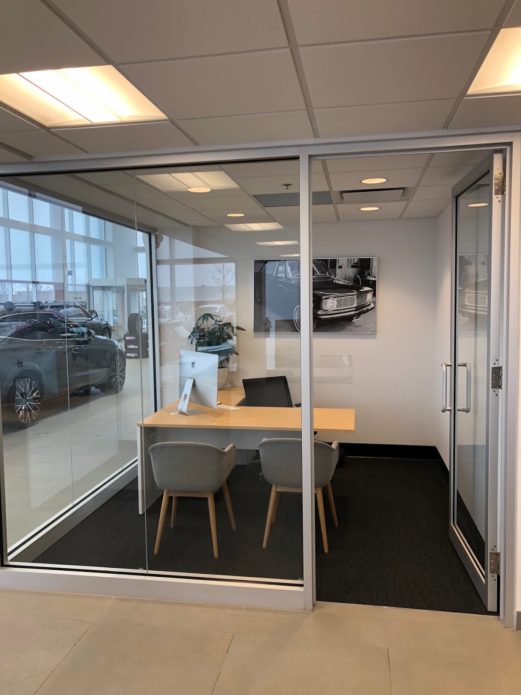 Volvo of Mississauga | 797 Bancroft Dr, Mississauga, ON L5V 2Y6, Canada | Phone: (905) 858-0712