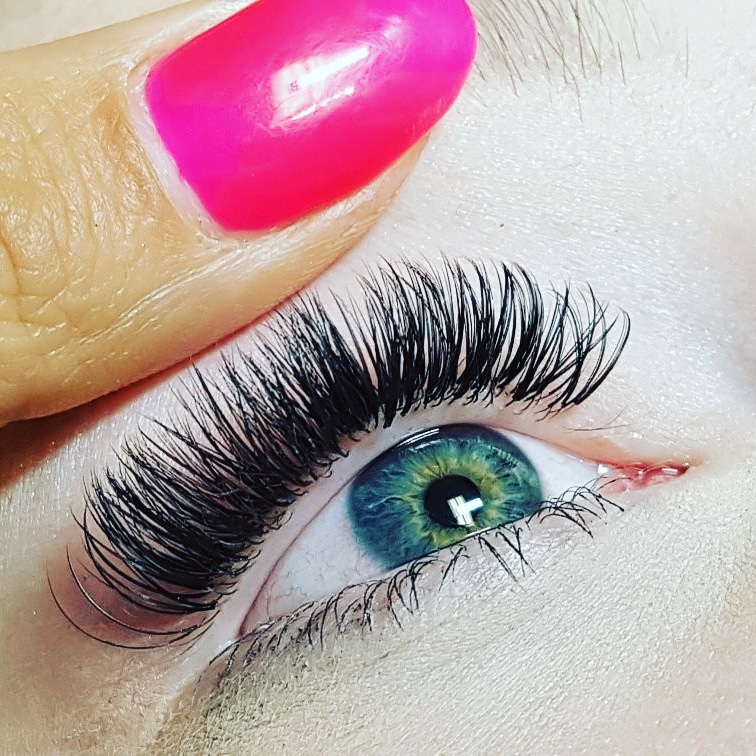 My City of Lashes | 3231 Redpath Cir, Mississauga, ON L5N 8R3, Canada | Phone: (416) 476-1030