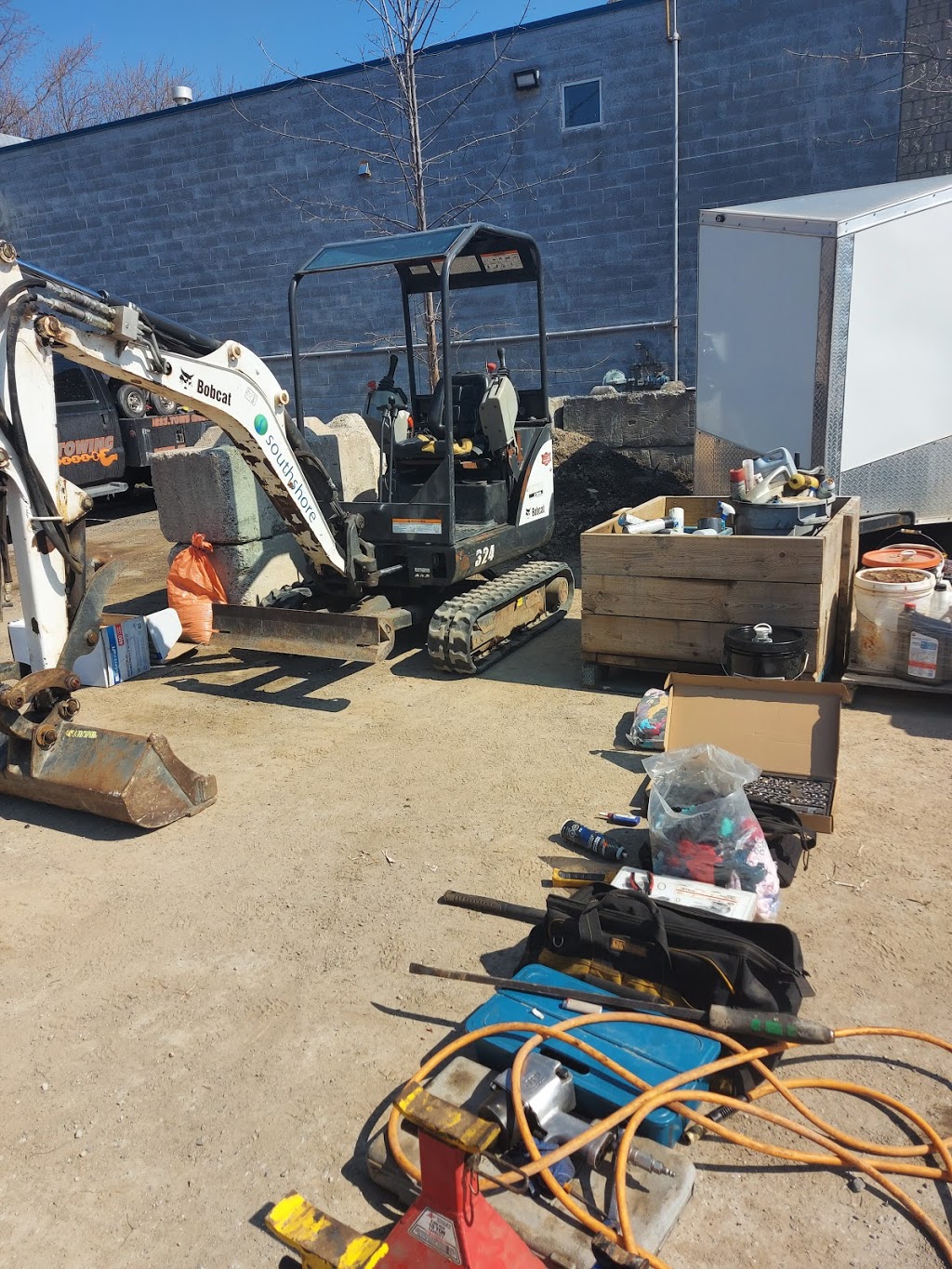 Robert Foster Mobile Mechanic Equipment Repair | 6247 County Rd 13, Everett, ON L0M 1J0, Canada | Phone: (705) 896-4115