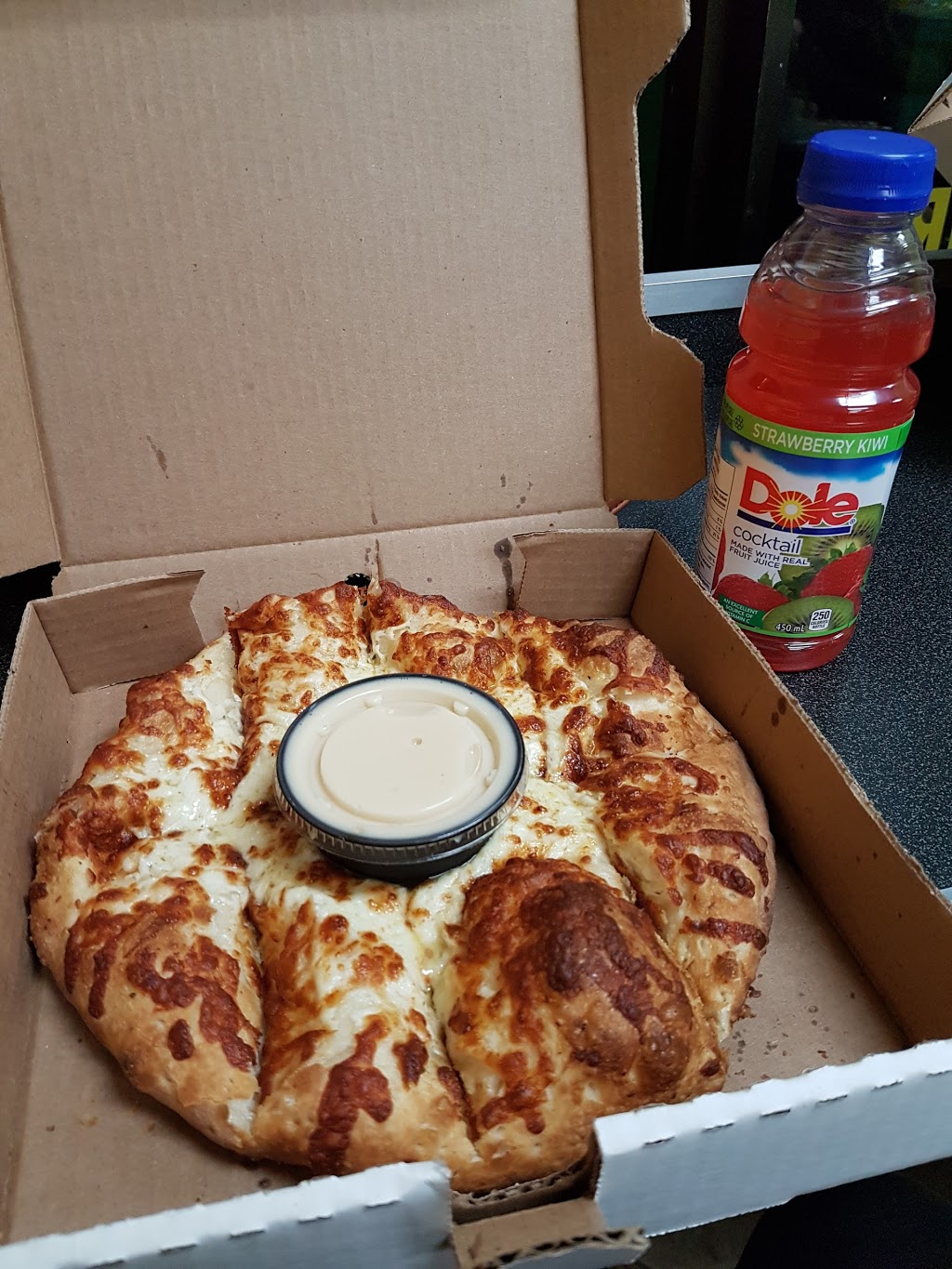 Leos Pizzeria | 245 Waverley Rd, Dartmouth, NS B2X 2C5, Canada | Phone: (902) 433-1237