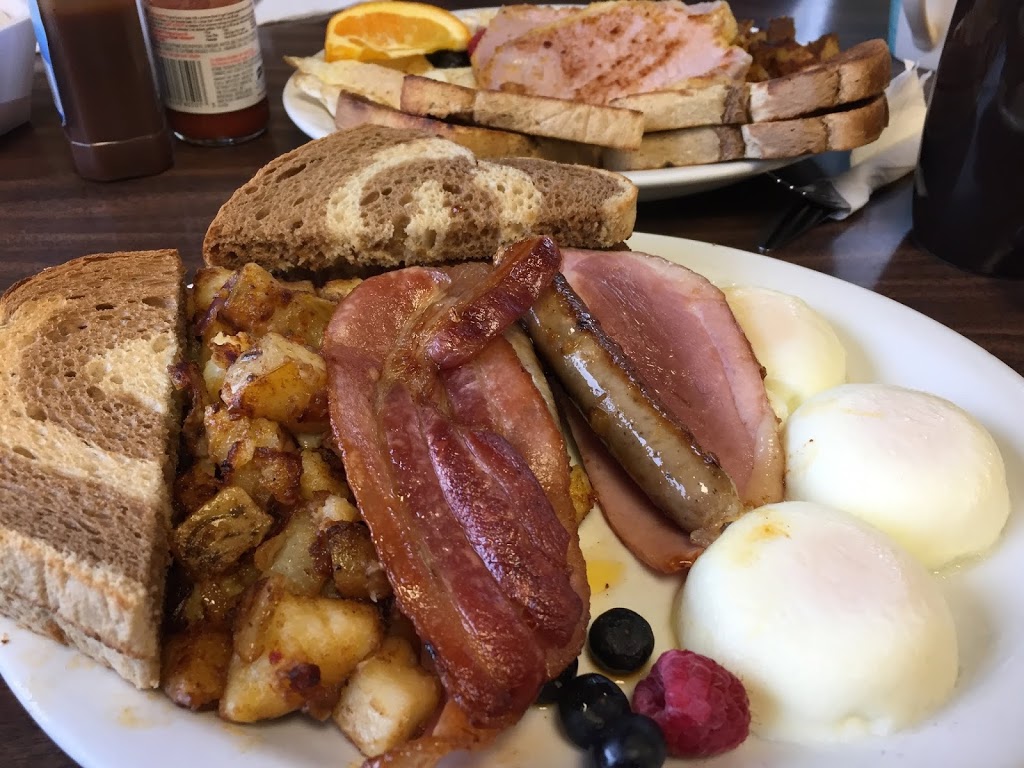 The Perks of Norfolk | 2619 Cockshutt Rd, Waterford, ON N0E 1Y0, Canada | Phone: (519) 443-4777