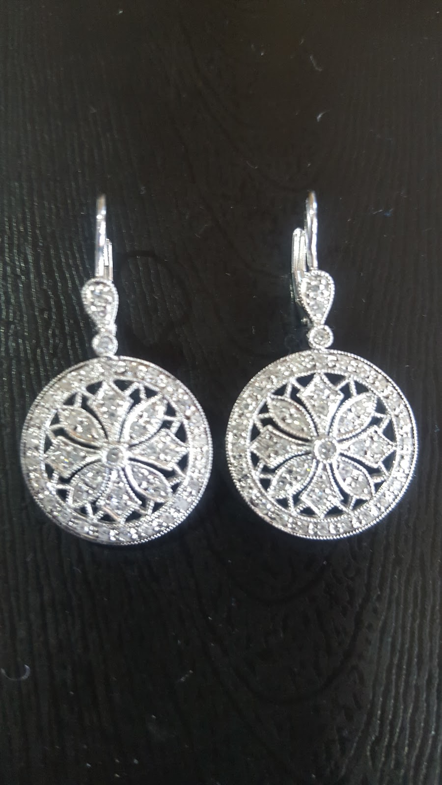 Oro Nineteen Jewellery | 10456 Yonge St, Richmond Hill, ON L4C 3C4, Canada | Phone: (905) 237-8980