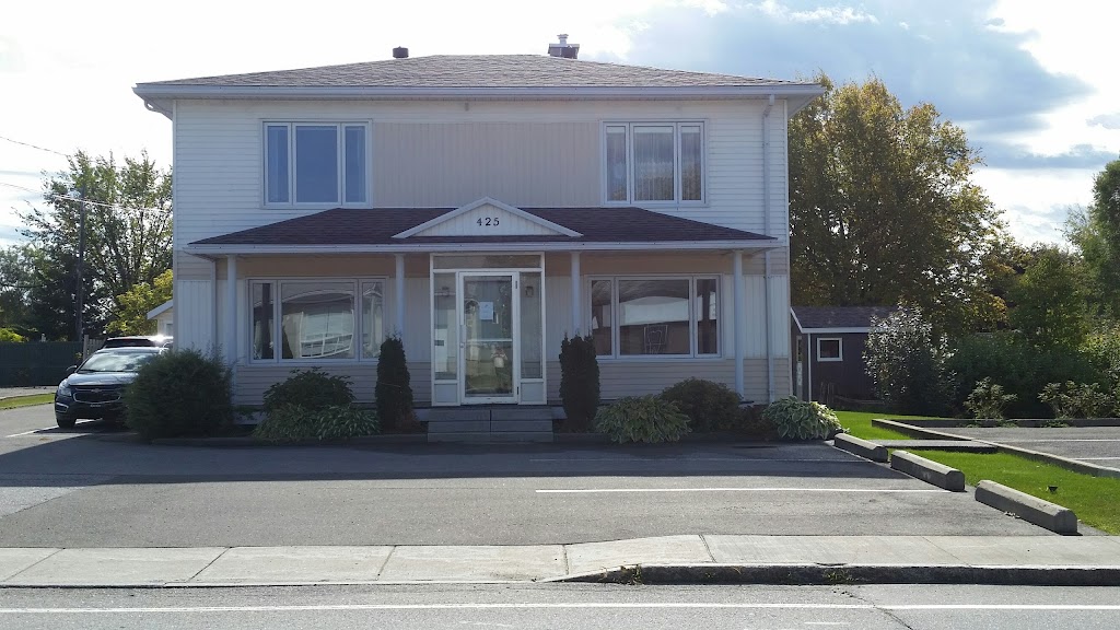 Stéphanie Fournier, Services comptables | 425 QC-138, Saint-Augustin-de-Desmaures, QC G3A 2S7, Canada | Phone: (418) 878-8655