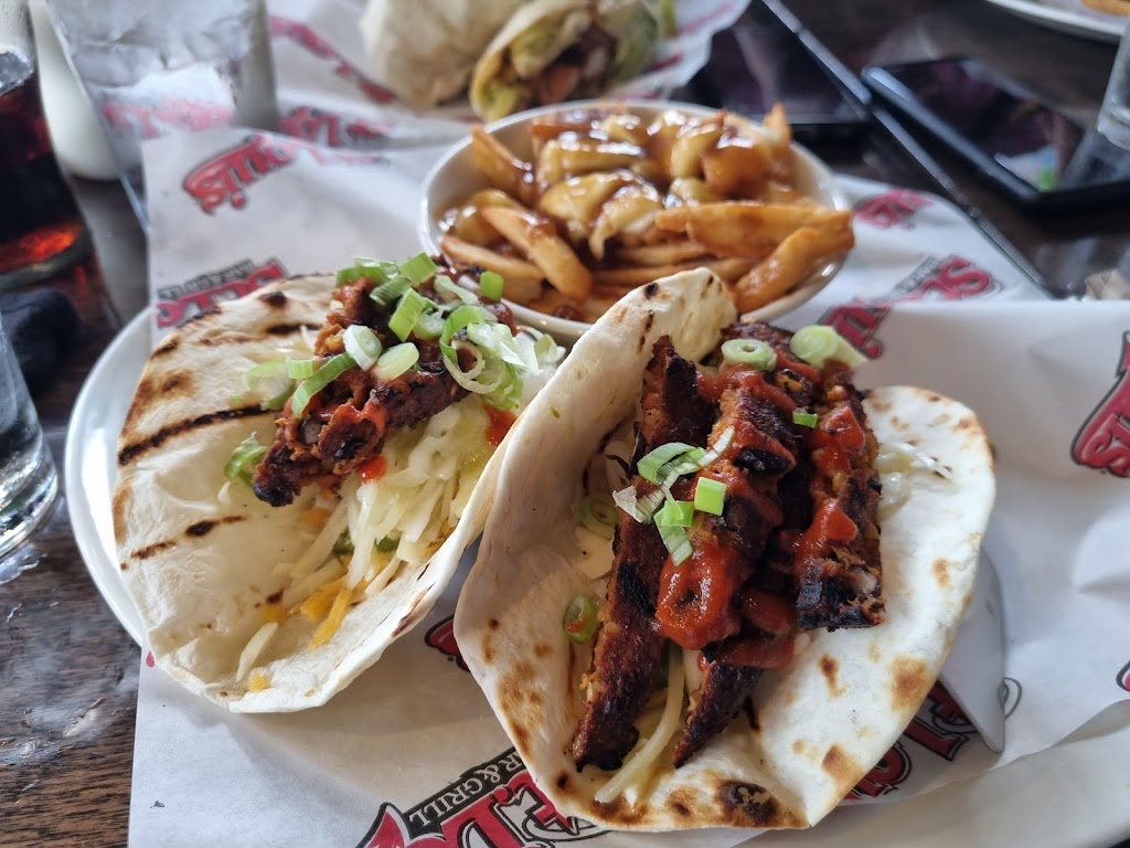 St. Louis Bar & Grill | 2050 Yonge St, Toronto, ON M4S 1Z9, Canada | Phone: (416) 480-0202