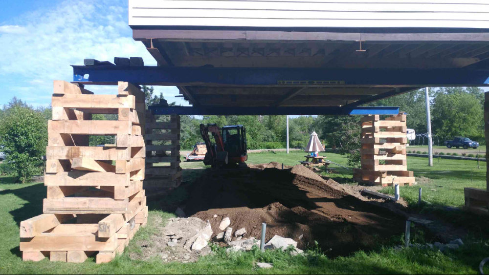 Levage de Maison RBM 88 | 895 Boulevard Lemire O, Drummondville, QC J2B 8A9, Canada | Phone: (819) 314-5277