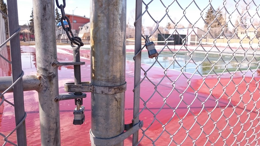Windsor Park | 5304 6 St SW, Calgary, AB T2V 1E1, Canada | Phone: (403) 268-2489