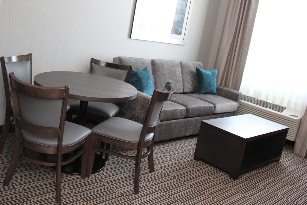 Wingate by Wyndham Airdrie | 513 Gateway Rd NE, Airdrie, AB T4B 0J6, Canada | Phone: (587) 775-6171