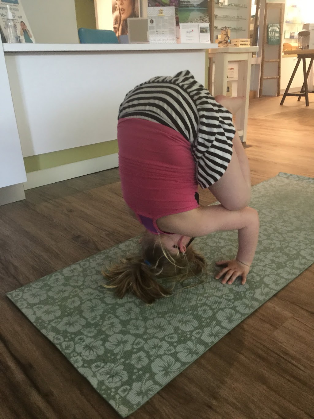 Shine On Yoga | 7811 Juneberry Dr, Niagara Falls, ON L2H 0N1, Canada | Phone: (289) 668-2920