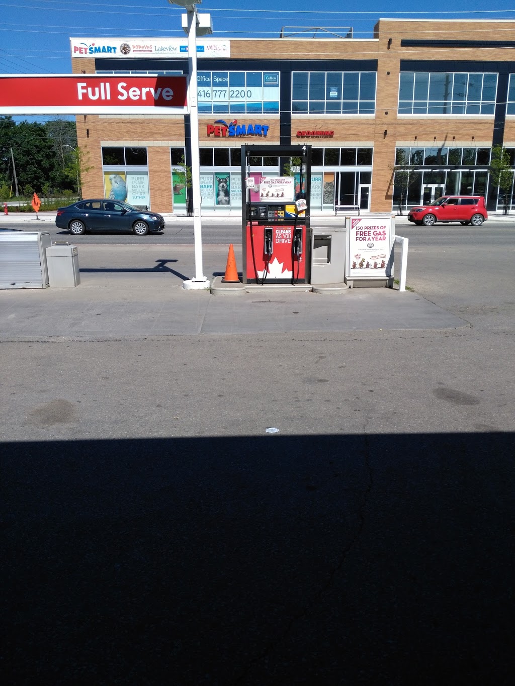 Petro-Canada | 456 Lakeshore Rd E, Mississauga, ON L5G 1J1, Canada | Phone: (905) 891-2822