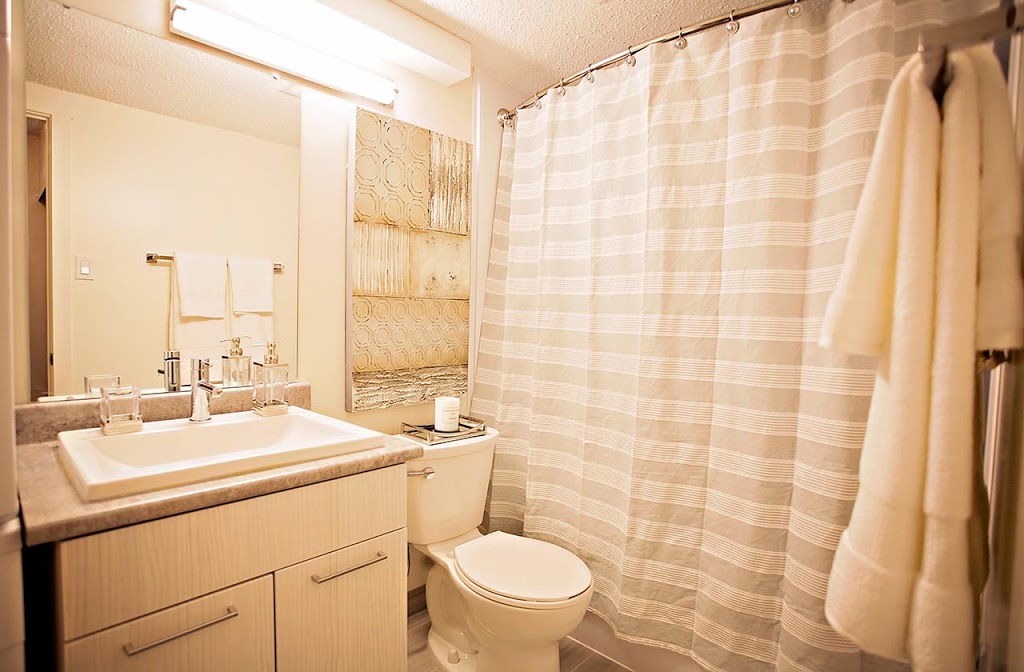 Palace Gates | 251 Russell Rd, Saskatoon, SK S7K 7H1, Canada | Phone: (306) 683-2436