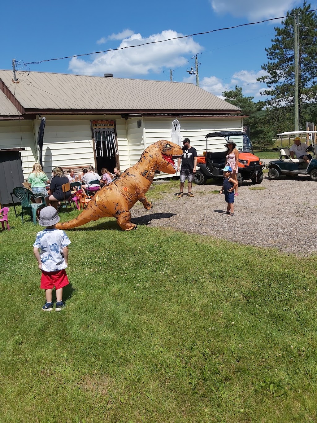 Riverland Lodge & Camp | 25141 ON-60, Madawaska, ON K0J 2C0, Canada | Phone: (613) 637-5338