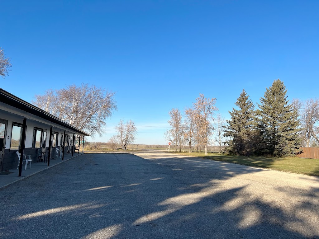 Birch Motel | 240 MB-2, Treherne, MB R0G 2V0, Canada | Phone: (204) 723-2535