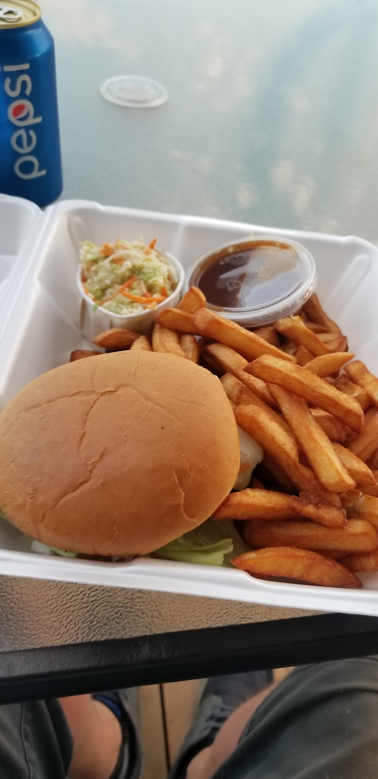 Resto Armstrong | 403 QC-173, Saint-Théophile, QC G0M 2A0, Canada | Phone: (418) 597-0168