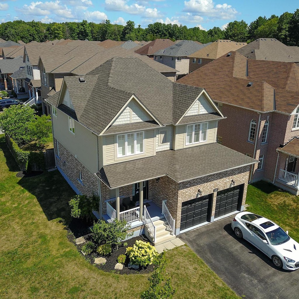 Sapphire Roofing Waterloo | 180 Northfield Dr W Unit 4, Waterloo, ON N2L 0C7, Canada | Phone: (519) 704-1233