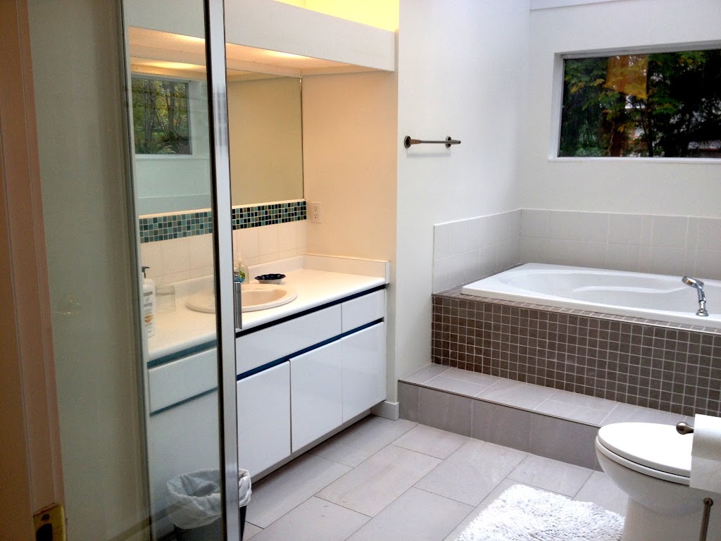 Forest by the Sea Rentals | 6414 Bishop Rd, Courtenay, BC V9J 1V3, Canada | Phone: (250) 203-2807