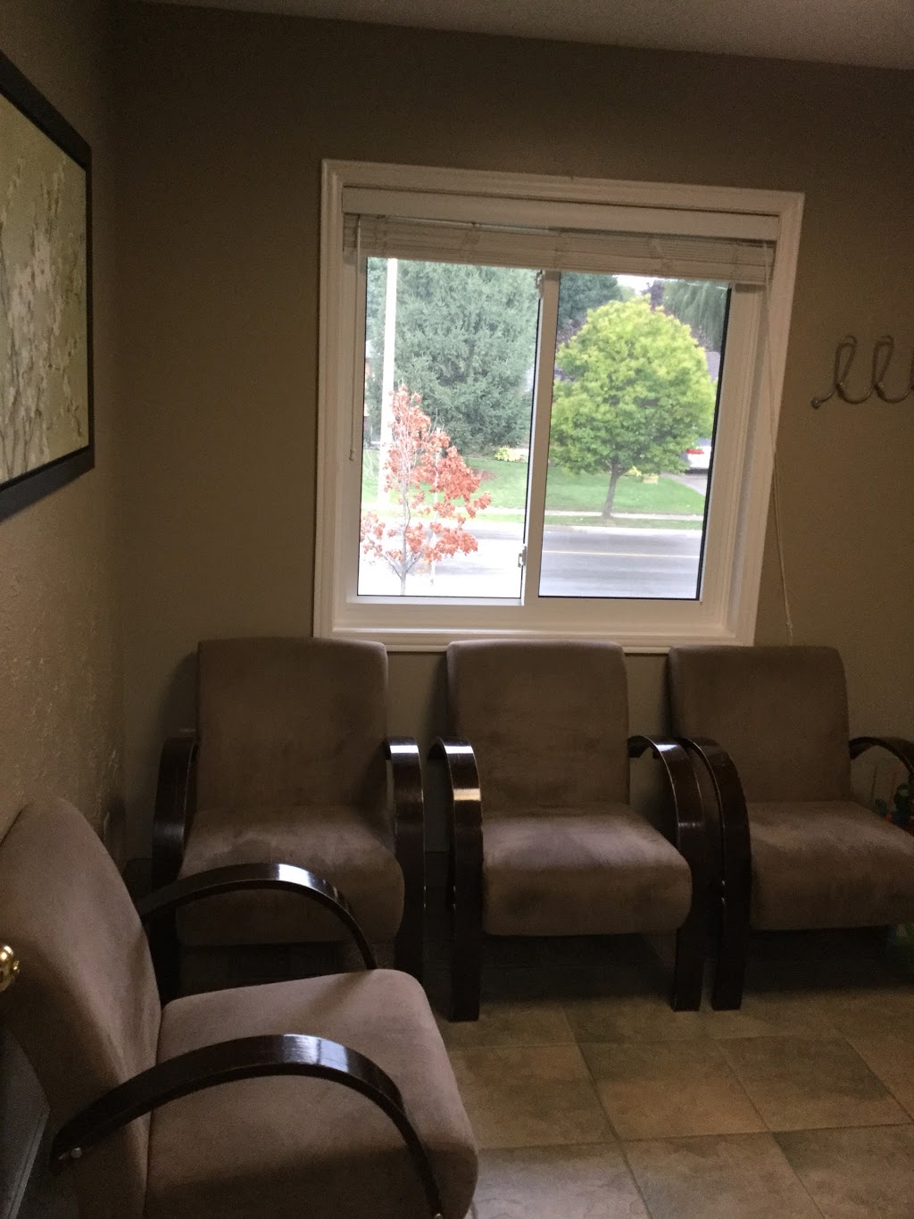 Forest Hill Family Dental | 395 Greenbrook Dr, Kitchener, ON N2M 4K1, Canada | Phone: (519) 578-1300