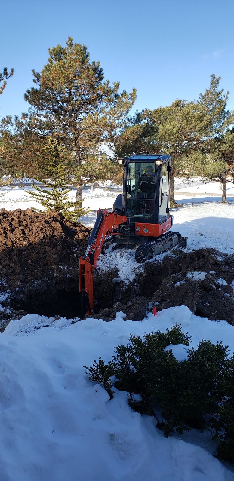 Amurcat Backhoe Service | 7917 ON-7, Guelph, ON N1H 6H8, Canada | Phone: (519) 835-4251