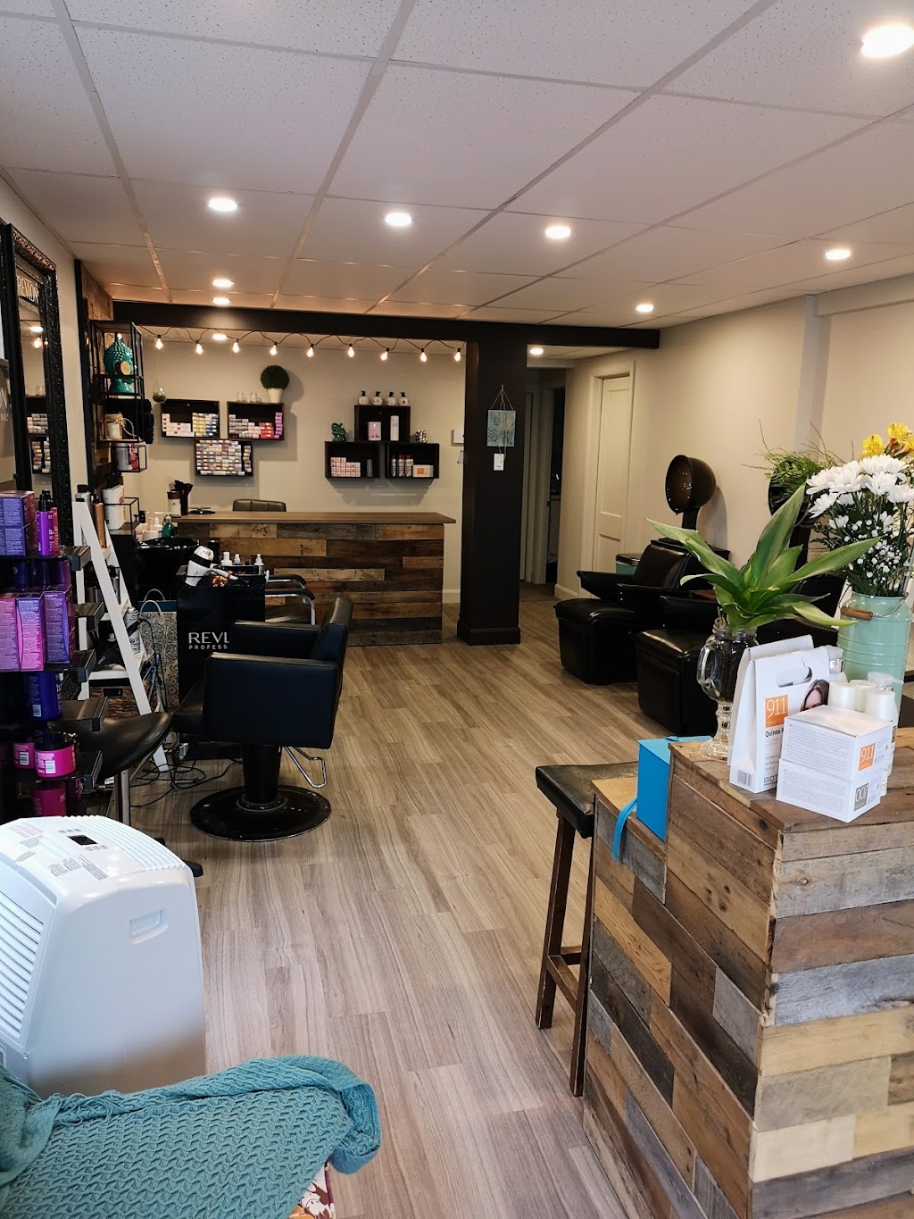 Divhairgence Coiffure | 169 Rue Saint-Damase, Drummondville, QC J2B 6G8, Canada | Phone: (819) 473-9595