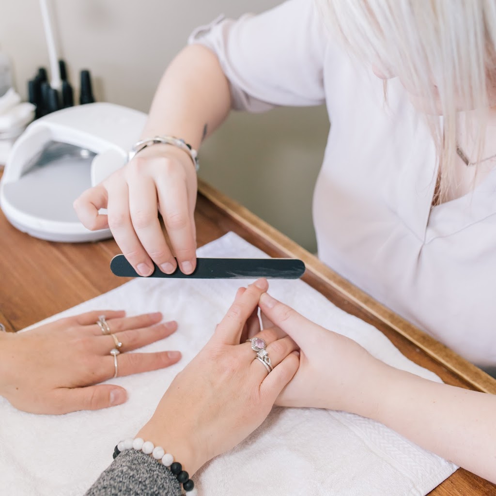 The Village Spa Elora | 115 Geddes St, Elora, ON N0B 1S0, Canada | Phone: (519) 846-1818