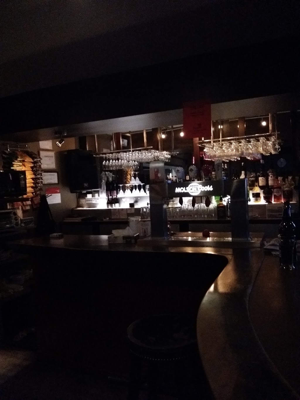 Bar La Bavaroise | 278 Rue Saint Philippe, Nicolet, QC J3T 1E8, Canada | Phone: (819) 293-2509