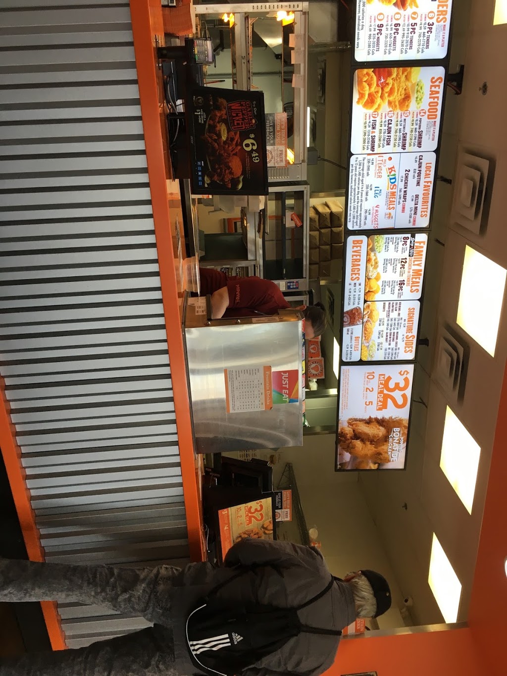 Popeyes | 2355 Keele St, North York, ON M6M 4A2, Canada | Phone: (416) 241-3500