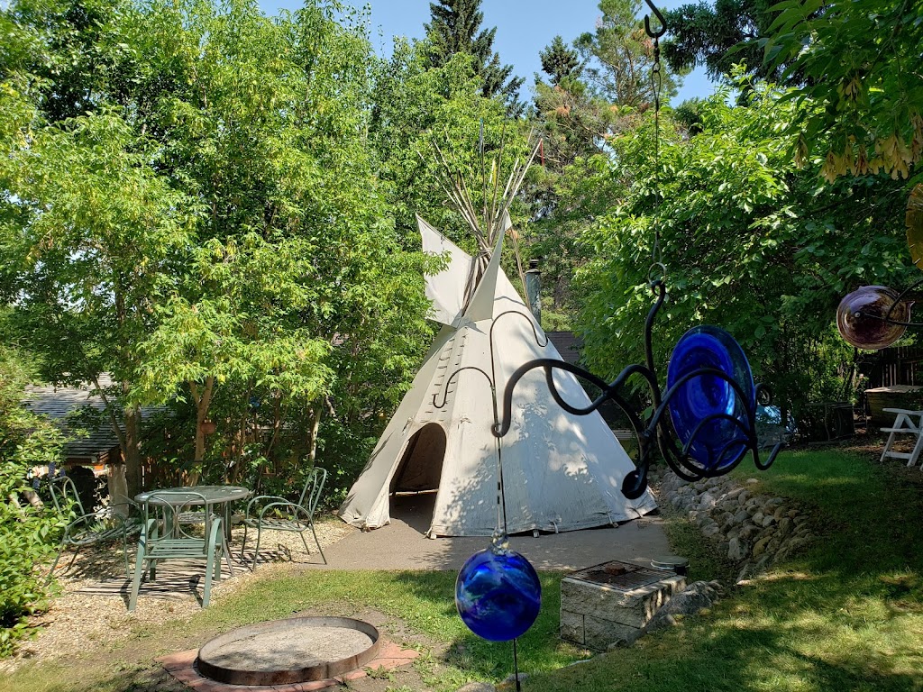 Little Manitou Art Gallery | 204 Elizabeth Ave, Manitou Beach, SK S0K 4T1, Canada | Phone: (306) 400-2544