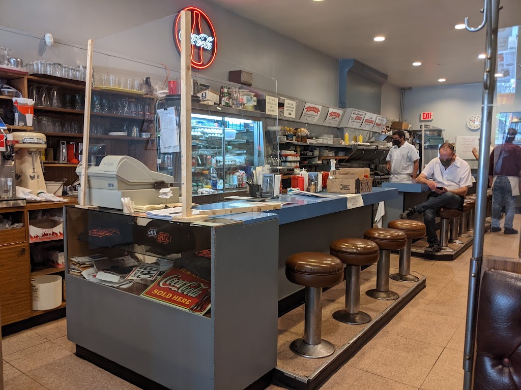 Patrician Grill | 219 King St E, Toronto, ON M5A 1J9, Canada | Phone: (416) 366-4841